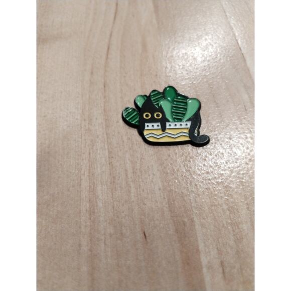 Golf Ball Markers (set of 4 black cat markers) - Picture 9 of 9